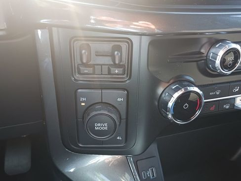 Used 2023 Ford F150 XLT w/ Equipment Group 302A High AWD/4WD image 17