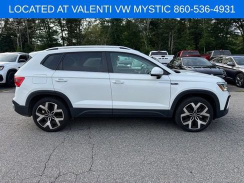Certified 2023 Volkswagen Taos SEL AWD/4WD image 4