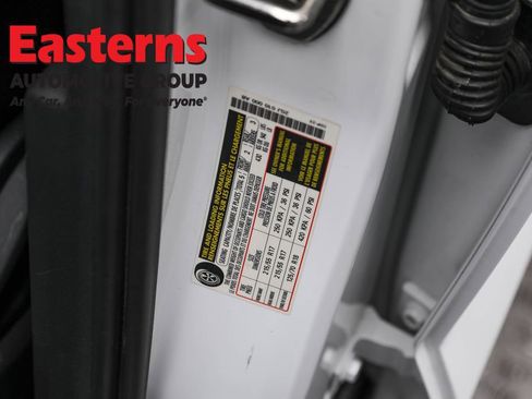 Used 2024 Volkswagen Taos S image 32