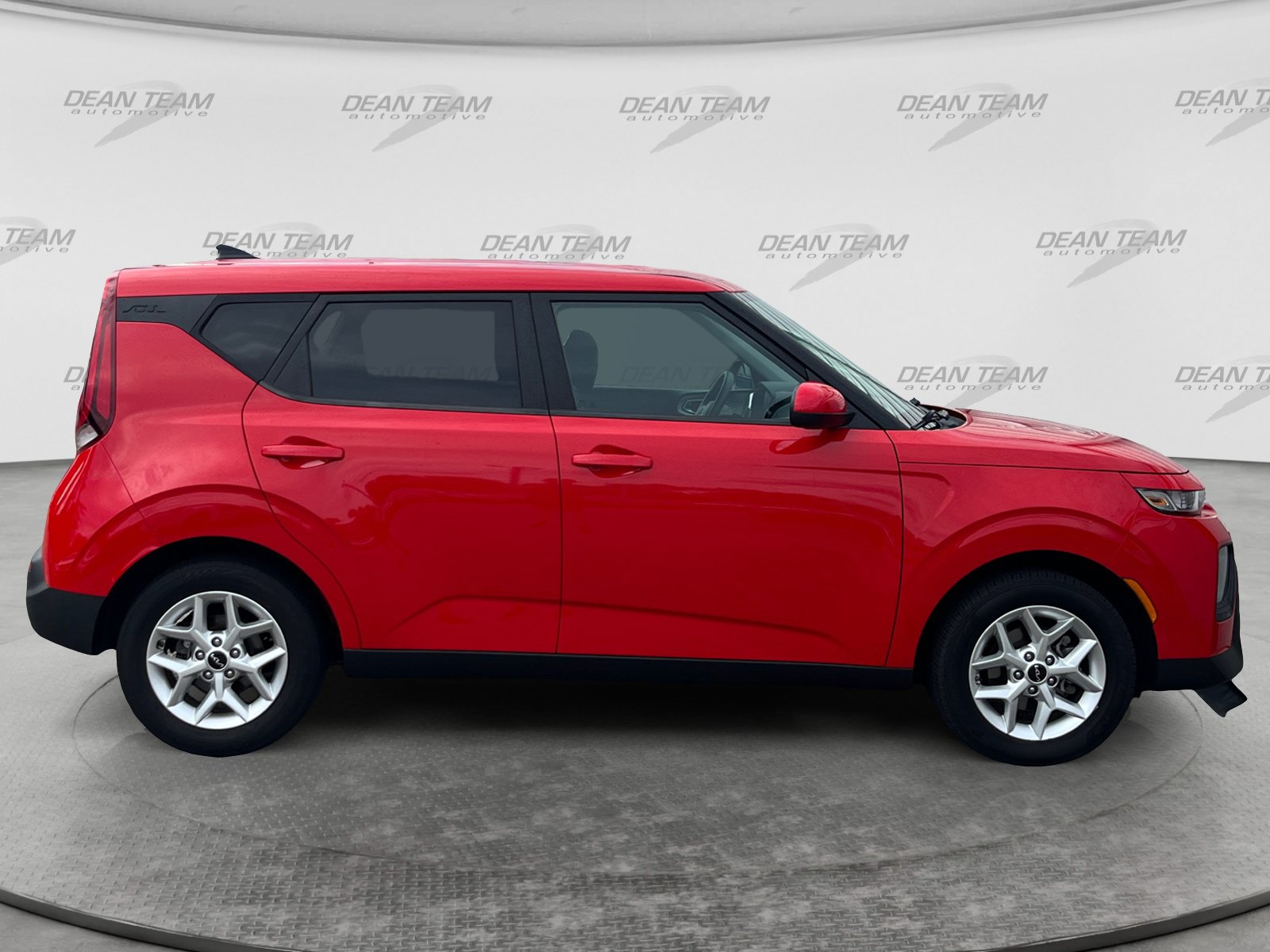 Used 2022 Kia Soul LX w/ Technology Package FWD image 9