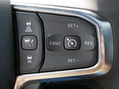 New 2026 RAM 1500 Laramie AWD/4WD image 16