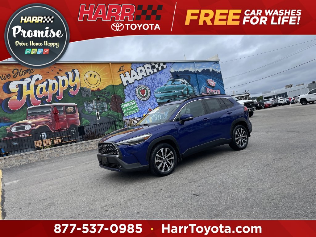 Used 2023 Toyota Corolla Cross XLE w/ Convenience Package AWD/4WD image 1