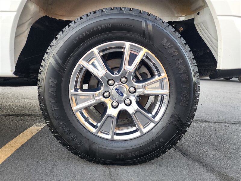 Used 2016 Ford F150 XLT w/ Equipment Group 302A Luxury AWD/4WD image 17