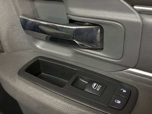 Used 2016 RAM 1500 Express image 14