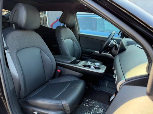 Used 2024 Genesis GV60 RWD image 37