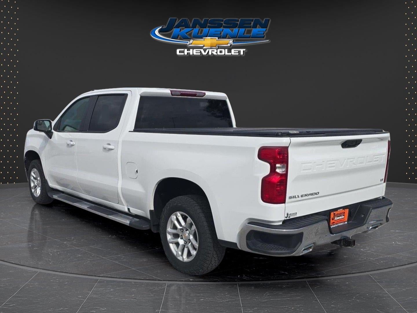 Used 2025 Chevrolet Silverado 1500 LT AWD/4WD image 2