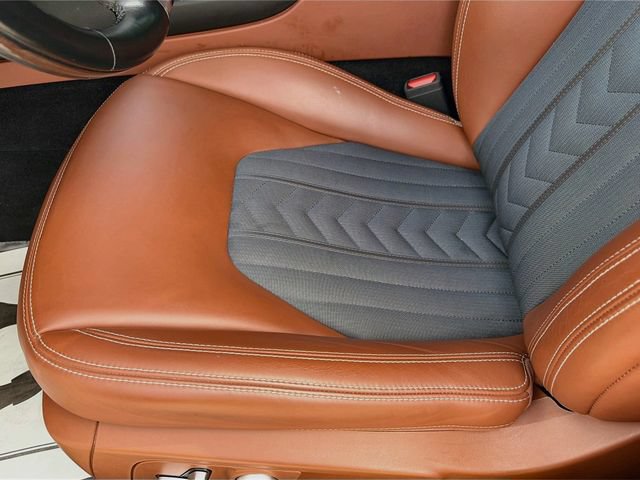 Used 2021 Maserati Levante GranLusso AWD/4WD image 20