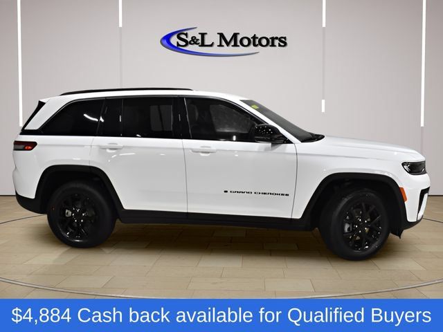 New 2026 Jeep Grand Cherokee Altitude AWD/4WD image 10