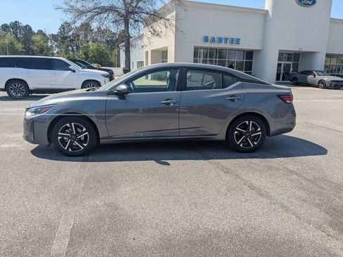 Used 2025 Nissan Sentra SV image 6