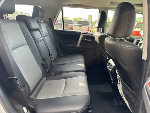 Used 2019 Toyota 4Runner SR5 Premium AWD/4WD image 34