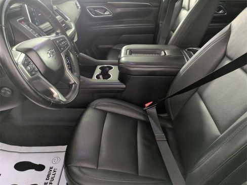 Used 2024 Chevrolet Tahoe Z71 w/ Luxury Package image 20