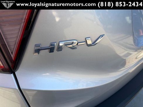Used 2016 Honda HR-V LX image 8