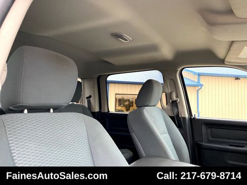 Used 2014 RAM 2500 Tradesman w/ Chrome Appearance Group image 18