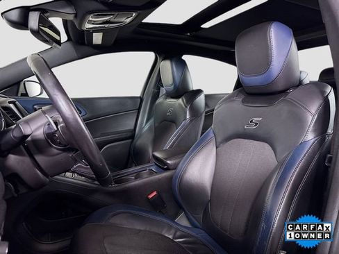 Used 2015 Chrysler 200 S w/ Navigation & Sound Group I image 21