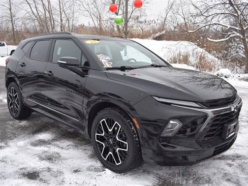 Certified 2023 Chevrolet Blazer RS w/ Driver Confidence II Package image 10