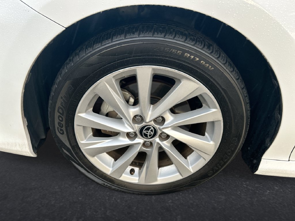 Used 2023 Toyota Camry LE FWD image 10