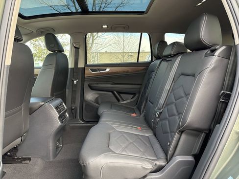 New 2026 Volkswagen Atlas SE FWD image 14