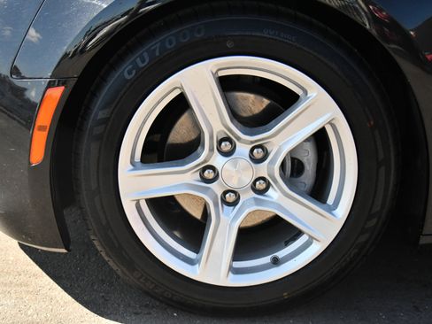 Used 2023 Chevrolet Camaro LT RWD image 12