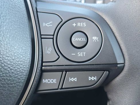 Certified 2025 Toyota RAV4 XLE w/ Convenience Package image 33