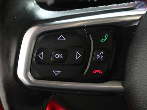 Used 2018 Jeep Wrangler Unlimited Sahara AWD/4WD image 26