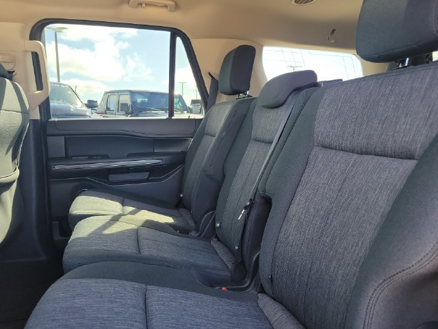Certified 2022 Ford Expedition XLT RWD image 15