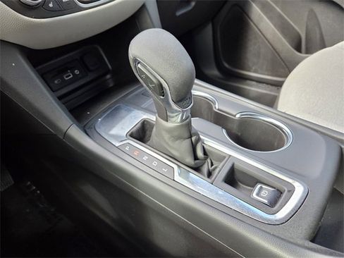 Certified 2024 Chevrolet Equinox LT image 35