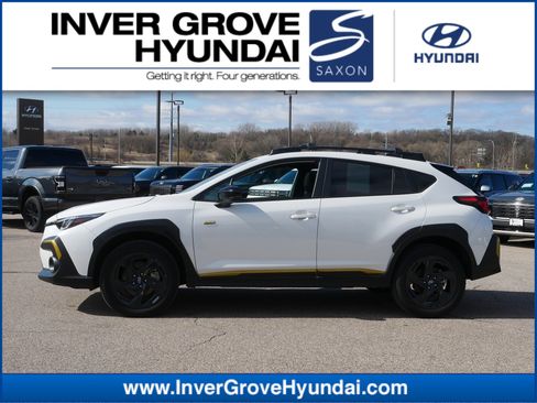 Used 2024 Subaru Crosstrek 2.5i Sport w/ Crosstrek Mirror Package image 1