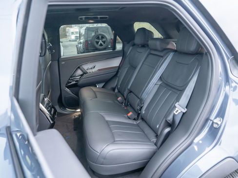 New 2025 Land Rover Range Rover Sport SE image 23