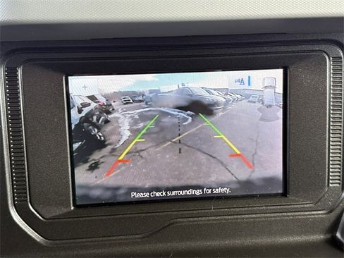 Used 2021 Ford Bronco Badlands image 11