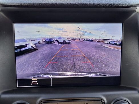 Used 2024 GMC Terrain SLT image 20