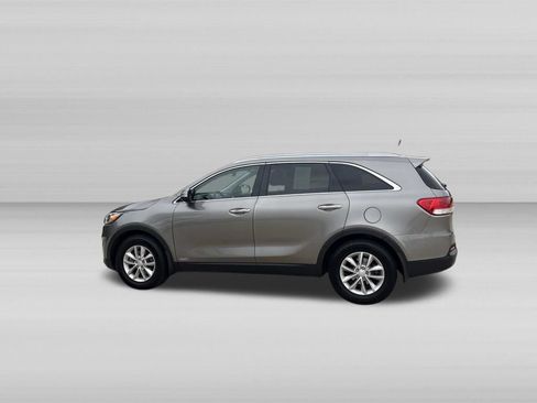 Used 2016 Kia Sorento AWD image 7