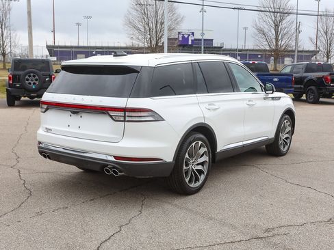 New 2026 Lincoln Aviator AWD image 6