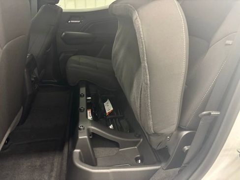 New 2026 GMC Canyon Elevation w/ Convenience Package image 12