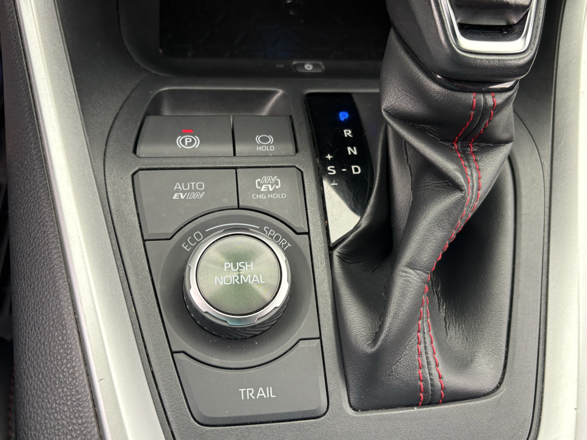 Used 2023 Toyota RAV4 XSE w/ Weather Package AWD/4WD image 19