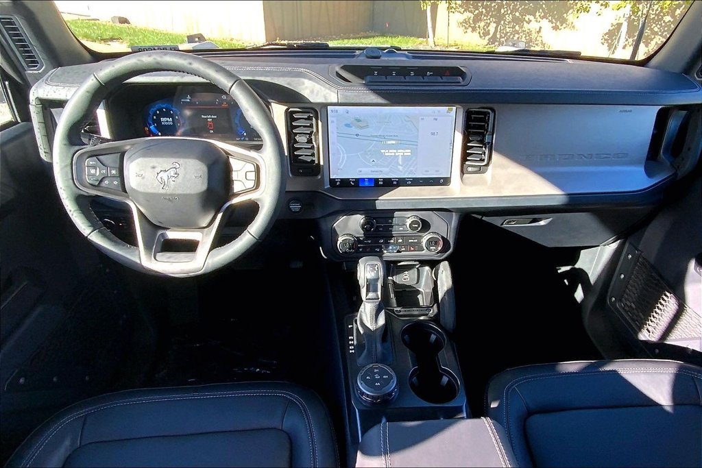 New 2026 Ford Bronco Outer Banks w/ Sasquatch Package AWD/4WD image 5