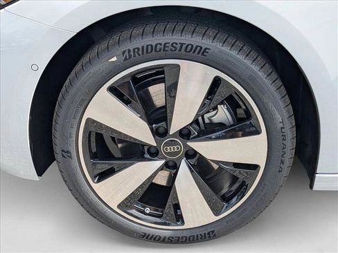 New 2025 Audi A5 2.0T Premium Plus w/ Premium Plus AWD/4WD image 9