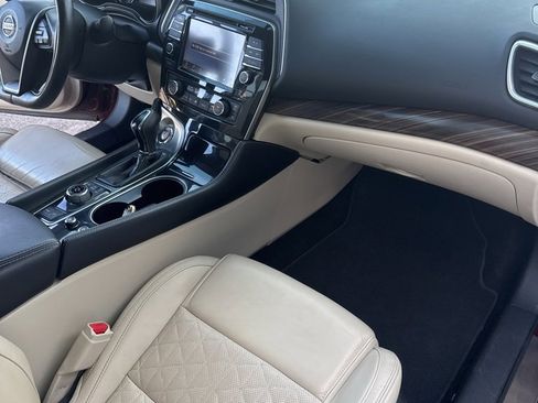 Used 2016 Nissan Maxima Platinum image 15
