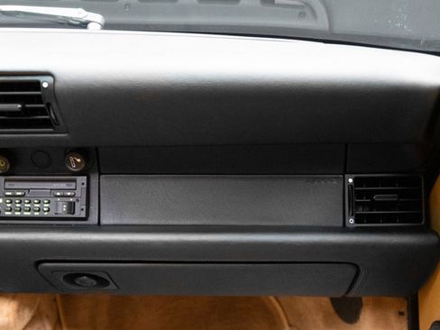 Used 1993 Porsche 911 Carrera RWD image 83
