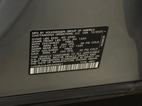 Used 2024 Volkswagen Atlas SE image 32