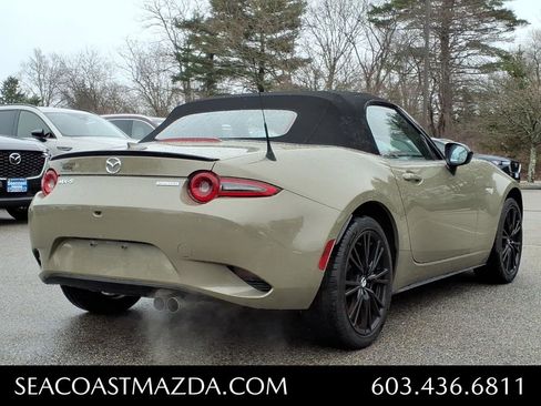 Certified 2024 MAZDA MX-5 Miata Club RWD image 24