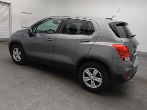 Used 2020 Chevrolet Trax LS w/ Tint and Cruise Package FWD image 3