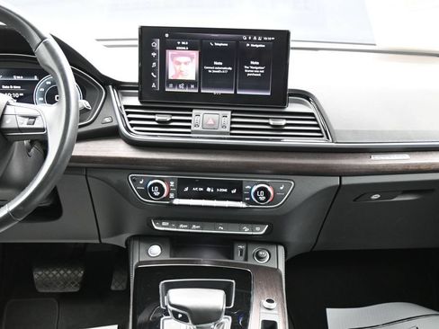 Used 2024 Audi Q5 2.0T Premium Plus AWD/4WD image 19