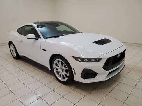 Used 2024 Ford Mustang GT Premium image 26