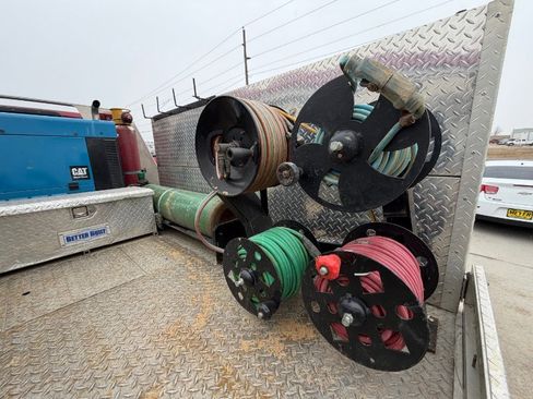 Used 2022 Ford F550 4x4 Crew Cab Super Duty w/ Lariat Value Package image 12