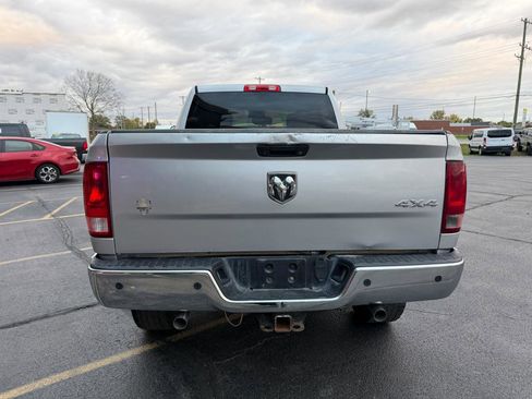 Used 2016 RAM 2500 Tradesman w/ Chrome Appearance Group AWD/4WD image 4