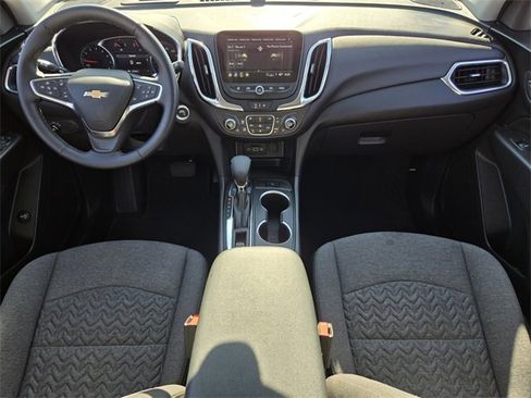 Used 2024 Chevrolet Equinox LT image 13