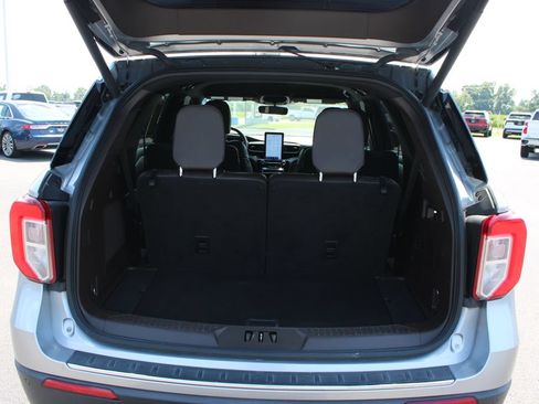Used 2022 Ford Explorer King Ranch w/ Premium Technology Package RWD image 18