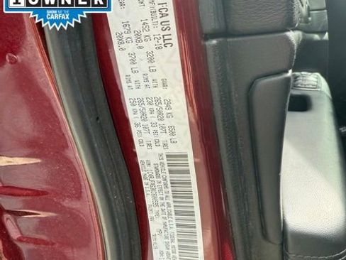 Used 2019 Jeep Grand Cherokee Altitude image 12