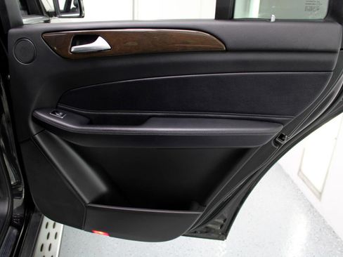 Used 2018 Mercedes-Benz GLS 450 4MATIC w/ Premium Package image 47