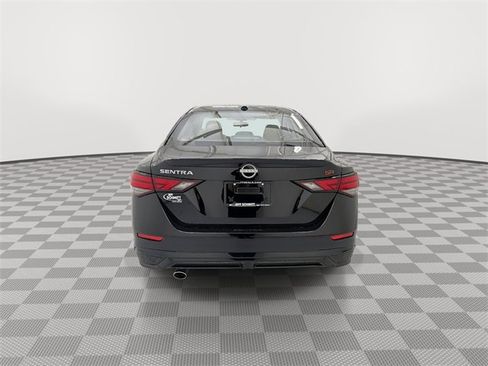 New 2025 Nissan Sentra SR image 9
